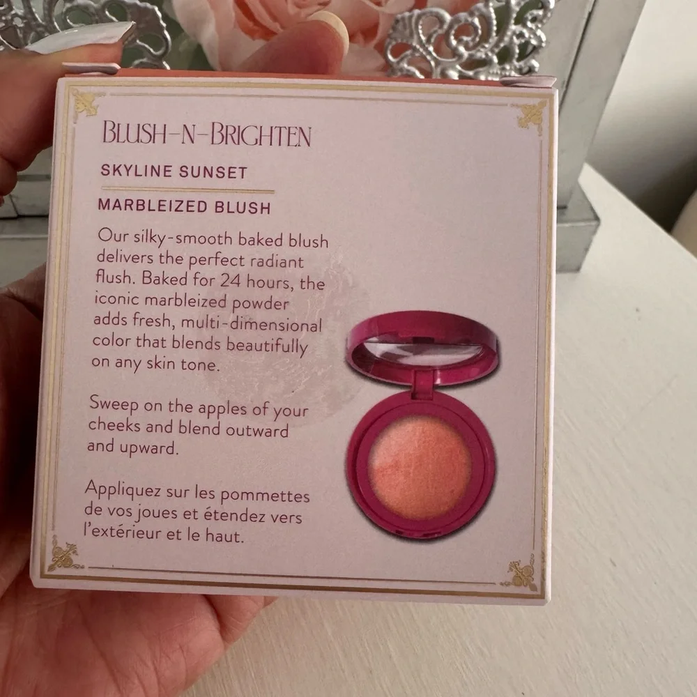 LAURA GELLER LIMITED EDITION MARBLEIZED BLUSH COLOR SKYLINE SUNSET
